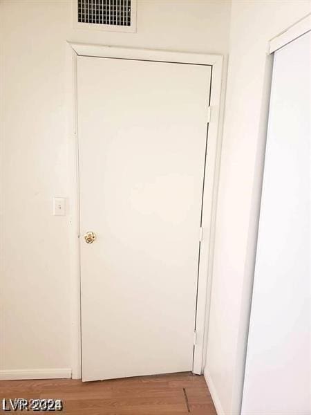 3435 Villa Knolls S Dr, Las Vegas, NV 89120 - entryway featuring light wood-style floors