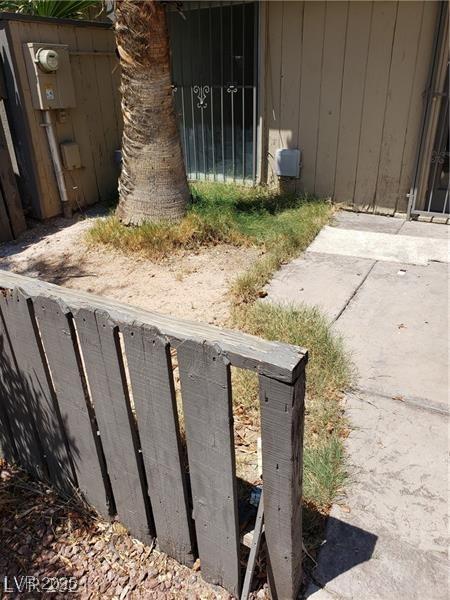 4231 White Sands Ave, Las Vegas, NV 89121 - exterior view of electric meter