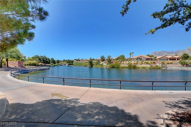 2801 Byron Dr, Las Vegas, NV 89134 - water view