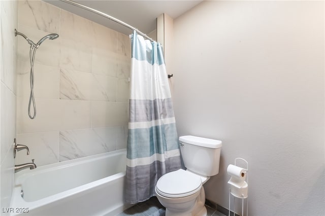 2851 S Valley View Blvd Unit 1071, Las Vegas, NV 89102 - full bath featuring shower / tub combo with curtain and toilet