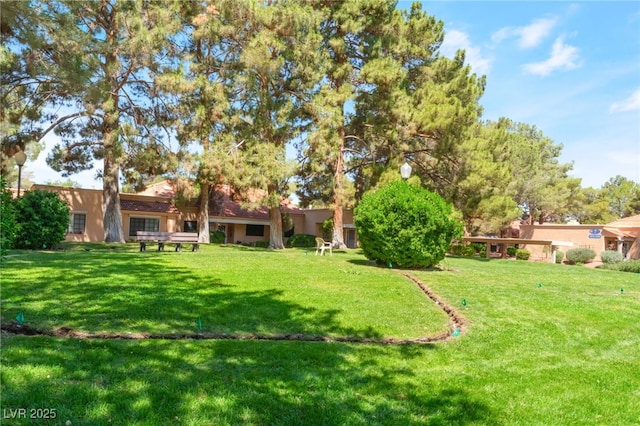 2851 S Valley View Blvd Unit 1071, Las Vegas, NV 89102 - view of grassy yard