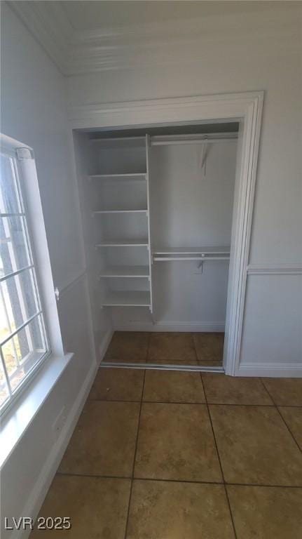 3020 Wilmington Way, Las Vegas, NV 89102 - view of closet