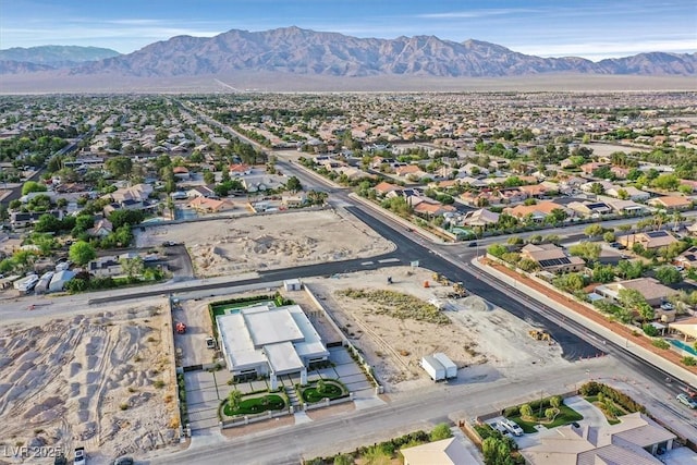 5400 Mello Ave, Las Vegas, NV 89131 - aerial view of residential area featuring mountains