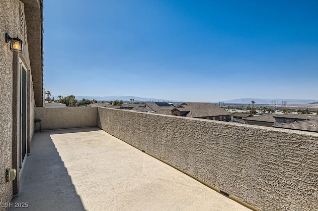 130 W Fairway Rd, Henderson, NV 89015 - view of patio featuring a balcony and a mountain view