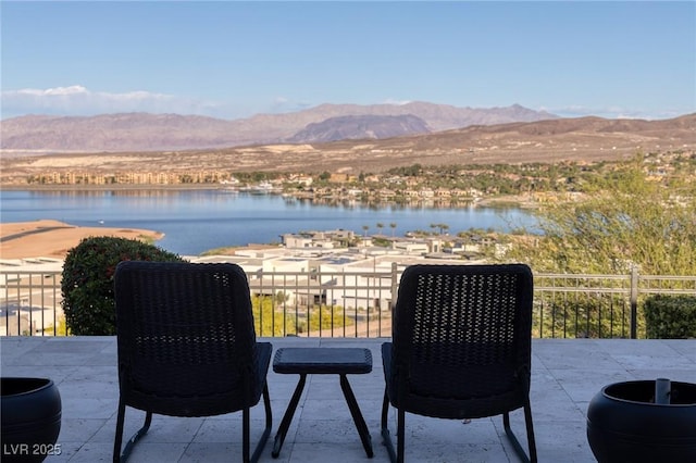 8 Laricola Ct, Henderson, NV 89011 - view of patio featuring a water and mountain view