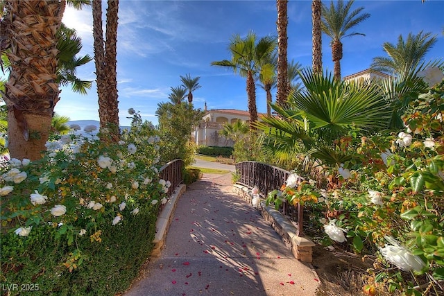 8 Laricola Ct, Henderson, NV 89011 - view of property's community
