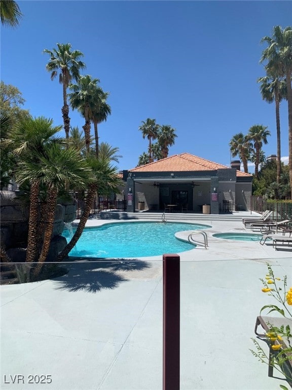 8600 W Charleston Blvd Unit 2033, Las Vegas, NV 89117 - community pool with a patio