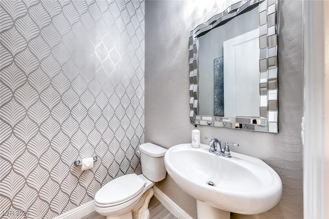 101 Mirage View Dr, Henderson, NV 89011 - bathroom featuring toilet and a sink