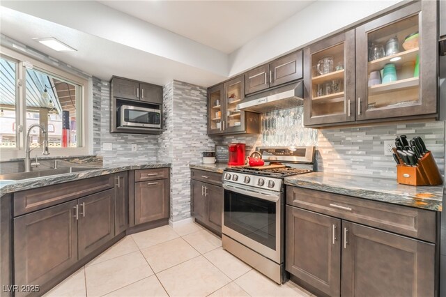 8700 Isola Dr, Las Vegas, NV 89117 - photo 16