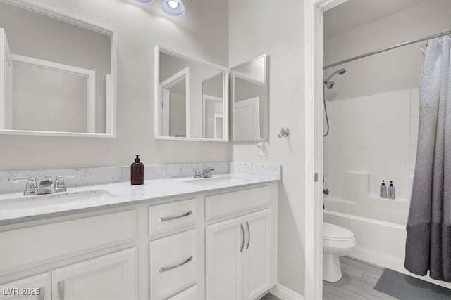 11856 Barona Mesa Ave, Las Vegas, NV 89138 - full bath featuring double vanity, shower / bath combo with shower curtain, and wood finished floors