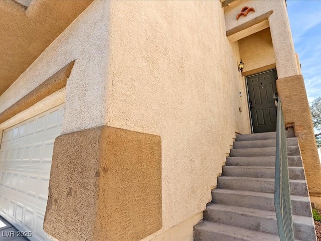3040 Balcones Fault Ave, North Las Vegas, NV 89081 - view of stairway