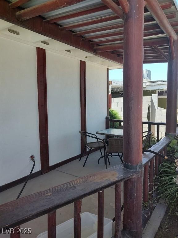 4727 Conrad St, Las Vegas, NV 89121 - view of patio / terrace