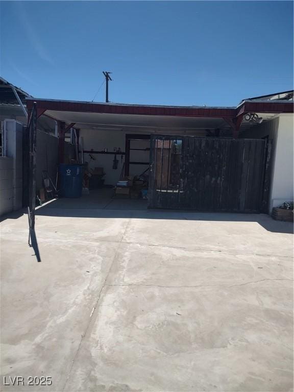 4727 Conrad St, Las Vegas, NV 89121 - view of front facade featuring a carport