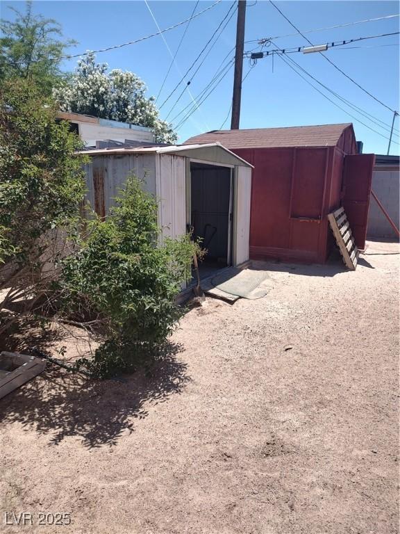4727 Conrad St, Las Vegas, NV 89121 - view of shed