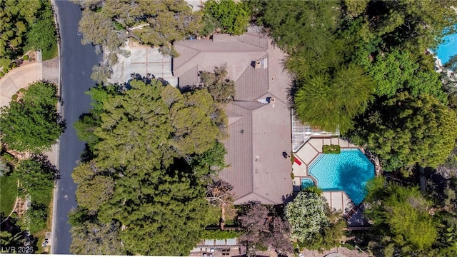108 Quail Run Rd, Henderson, NV 89014 - drone / aerial view of a pool area