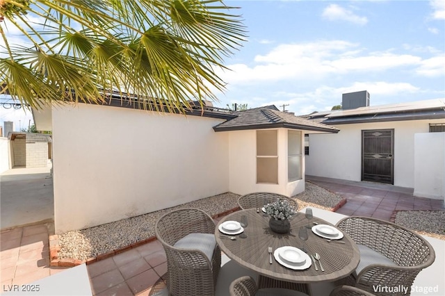 4301 Fortune Ave, Las Vegas, NV 89107 - view of patio featuring outdoor dining space