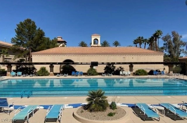 2925 Lotus Hill Dr, Las Vegas, NV 89134 - view of community pool