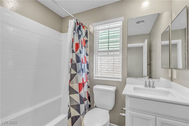 156 Campbelltown Ave, Henderson, NV 89015 - full bath featuring toilet, vanity, and shower / tub combo