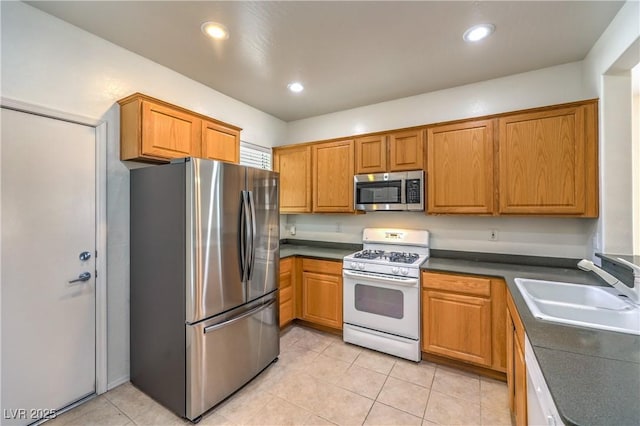 2550 Evening Twilight Ave, Henderson, NV 89044 - photo 13