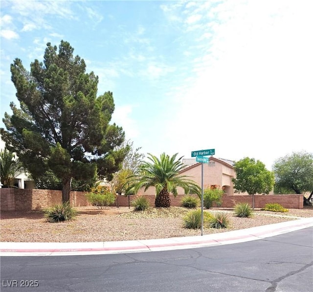 7515 Splashing Rock Dr, Las Vegas, NV 89131 - photo 1