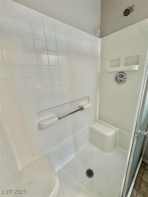 1355 Grass Creek Ave Unit 1, Henderson, NV 89012 - bathroom featuring a shower