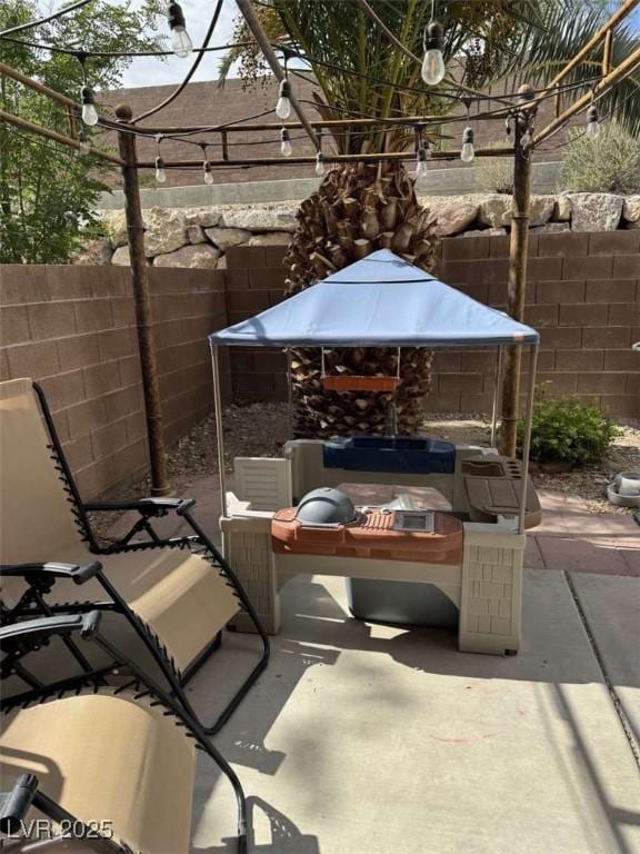1355 Grass Creek Ave Unit 1, Henderson, NV 89012 - view of patio