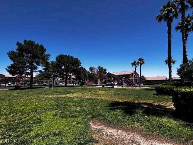 4730 E Craig Rd Unit 1148, Las Vegas, NV 89115 - view of grassy yard