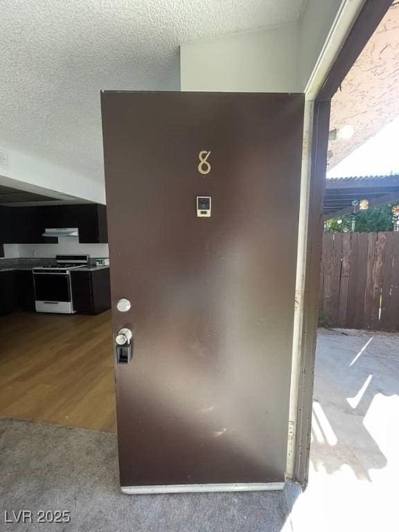 4363 Spencer St Unit 8, Las Vegas, NV 89119 - detailed view of range with gas cooktop