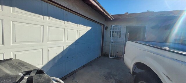 1301 Madison Ave, Las Vegas, NV 89106 - view of garage