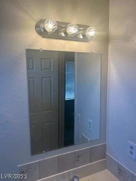 5284 Wellesley Ave, Las Vegas, NV 89122 - detailed view of a textured wall