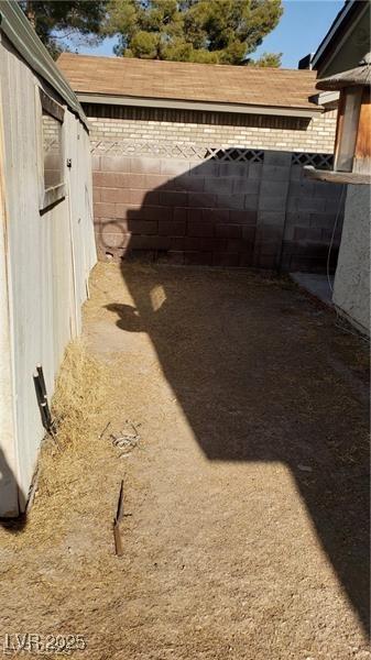 5284 Wellesley Ave, Las Vegas, NV 89122 - view of fenced backyard
