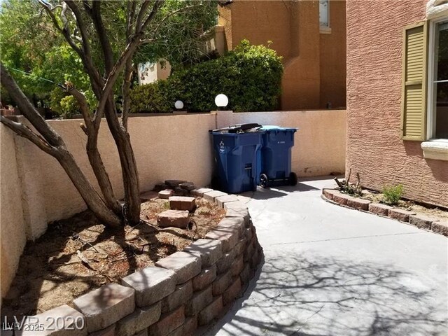 9937 La Paca Ave, Las Vegas, NV 89117 - view of patio