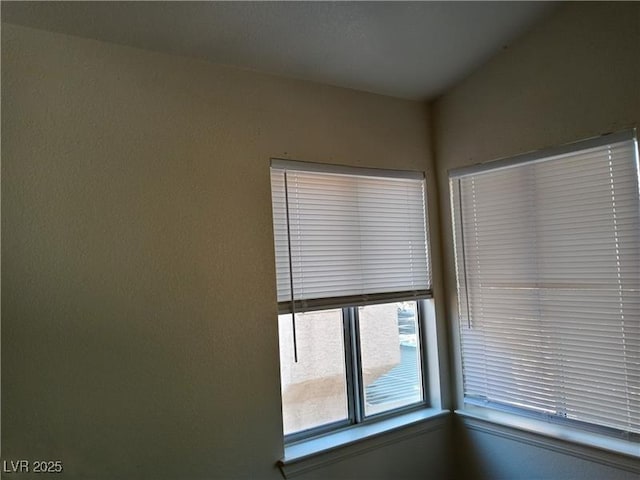 8332 Shore Breeze Dr, Las Vegas, NV 89128 - detailed view
