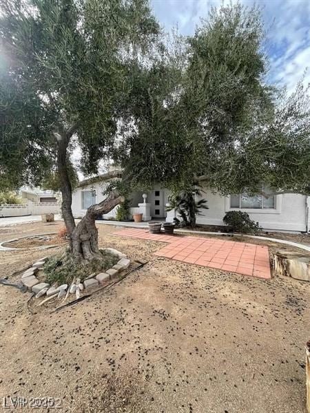 1413 Bryn Mawr Ave, Las Vegas, NV 89102 - view of front of home featuring stucco siding