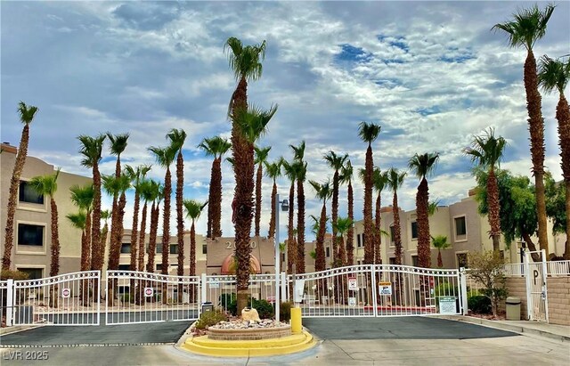 2064 Mesquite Ln Unit 102, Laughlin, NV 89029 - gate featuring a residential view