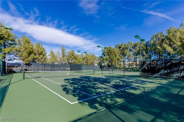 9301 Queen Charlotte Dr, Las Vegas, NV 89145 - view of tennis court