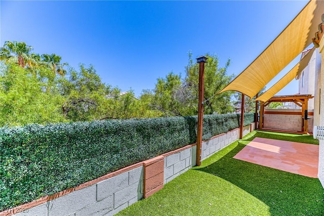 7900 Dutch Canyon Ct, Las Vegas, NV 89131 - fenced backyard featuring a patio