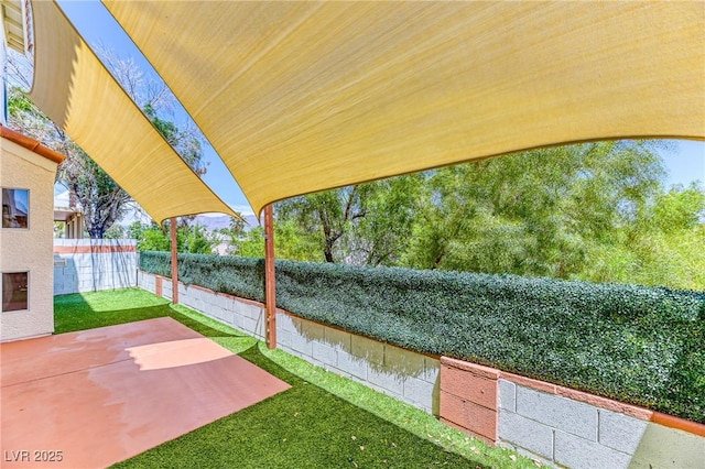 7900 Dutch Canyon Ct, Las Vegas, NV 89131 - fenced backyard featuring a patio