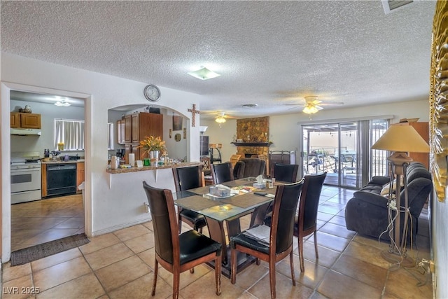 4461 Greenhill Dr, Las Vegas, NV 89121 - photo 6