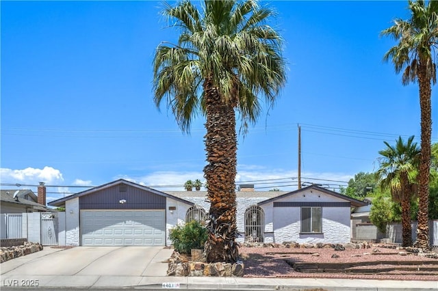 4461 Greenhill Dr, Las Vegas, NV 89121 - photo 1
