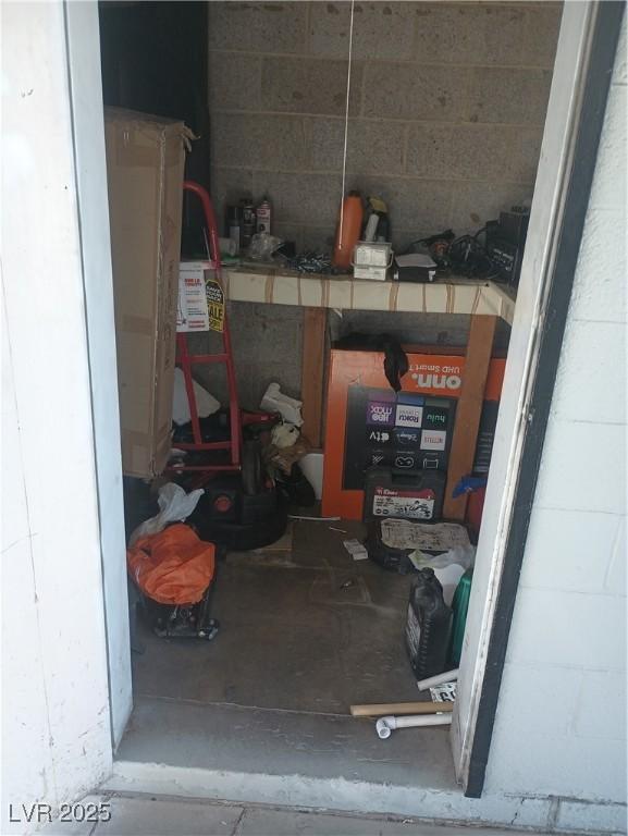 2409 Maroney Ave, Las Vegas, NV 89104 - view of storage