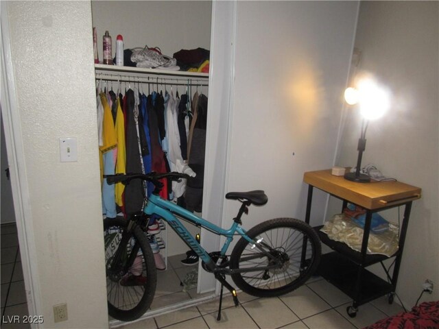 2409 Maroney Ave, Las Vegas, NV 89104 - view of closet