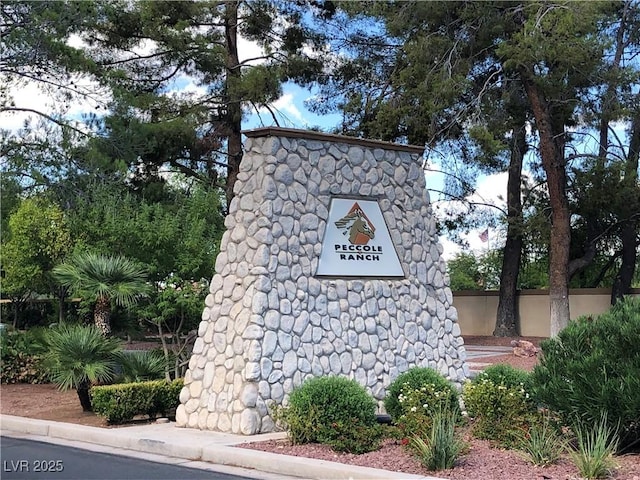 1913 Madagascar Ln, Las Vegas, NV 89117 - view of community / neighborhood sign