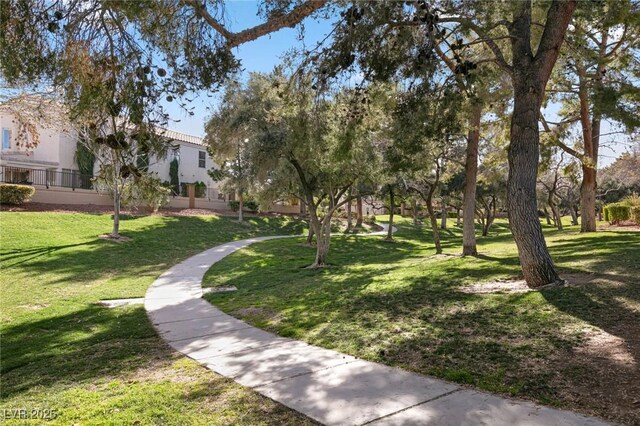 1913 Madagascar Ln, Las Vegas, NV 89117 - surrounding community featuring a yard
