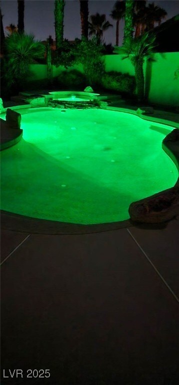 1913 Madagascar Ln, Las Vegas, NV 89117 - view of pool