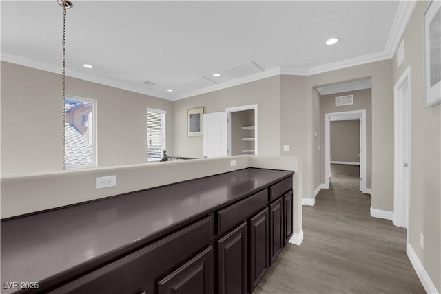 7300 Lavender Rose Ave, Las Vegas, NV 89117 - kitchen featuring light wood-style floors, baseboards, recessed lighting, and ornamental molding