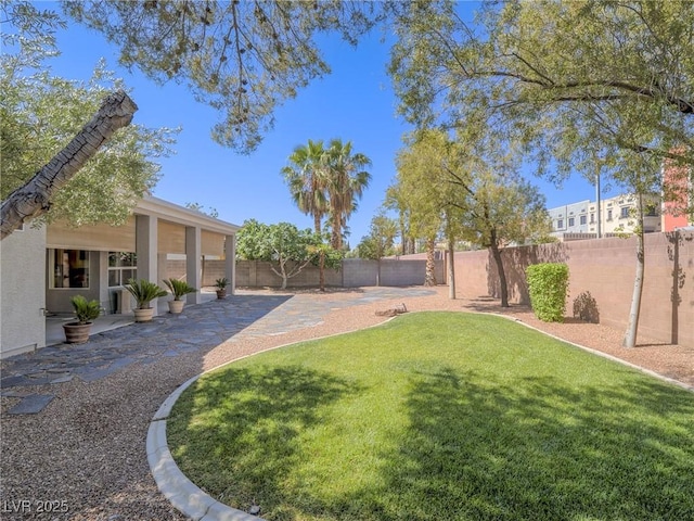 401 Obsidian St, Las Vegas, NV 89145 - view of yard with a patio