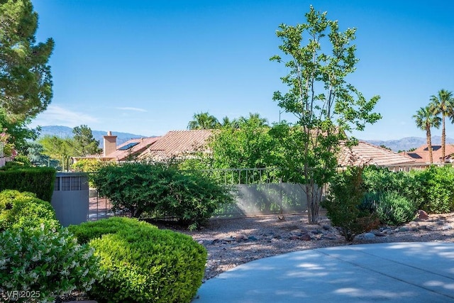 9524 Quail Ridge Dr, Las Vegas, NV 89134 - view of yard with a mountain view