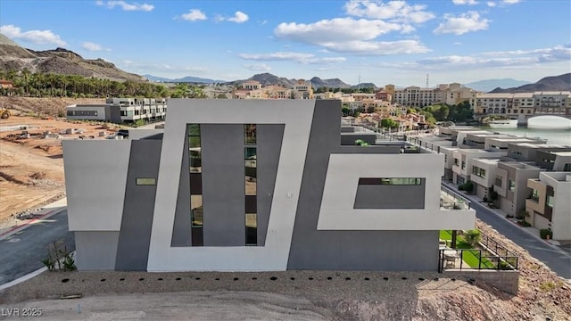 40 Heron Harbour Dr, Henderson, NV 89011 - view of property featuring a mountain view