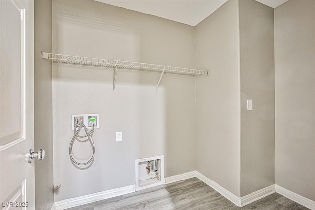9271 Martel Ave, Las Vegas, NV 89148 - washroom with wood finished floors, hookup for a washing machine, baseboards, and hookup for a gas dryer